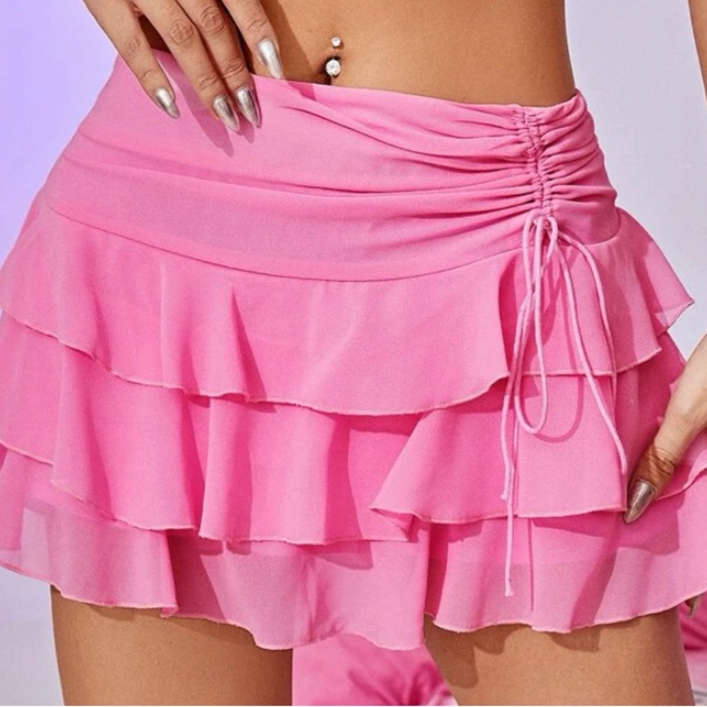 ICON 90s Drawstring Side Tiered Hem Skirt